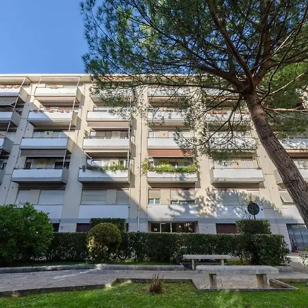 Altido Sweet Apt With A Lovely View, Near Golf Rapallo Lägenhet *