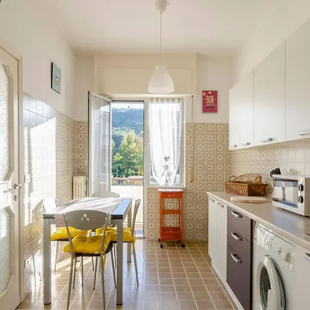 Altido Sweet Apt With A Lovely View, Near Golf Rapallo Lägenhet *